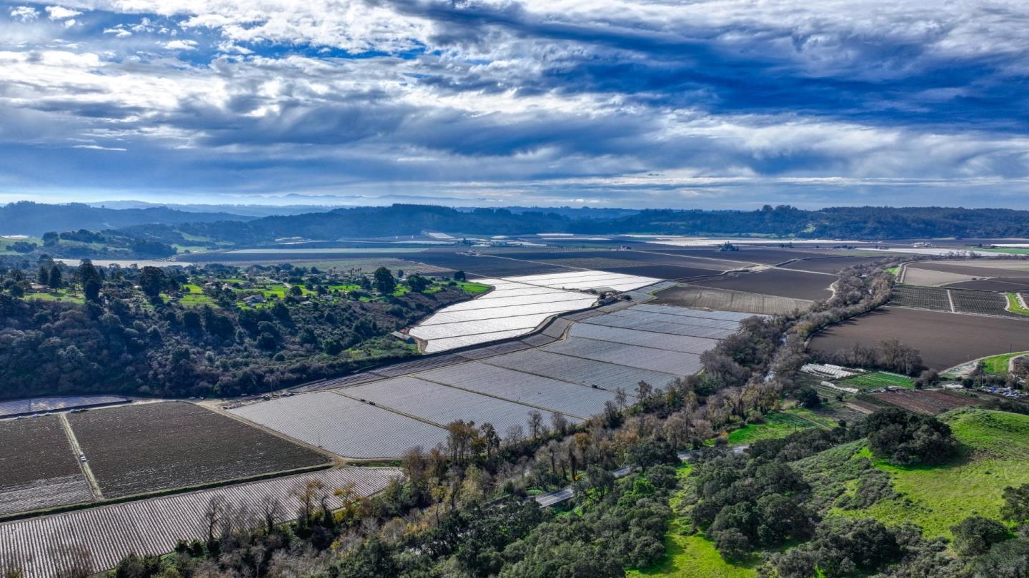 Detail Gallery Image 3 of 18 For 0 Murphy Hill Rd, Watsonville,  CA 95076 - – Beds | – Baths