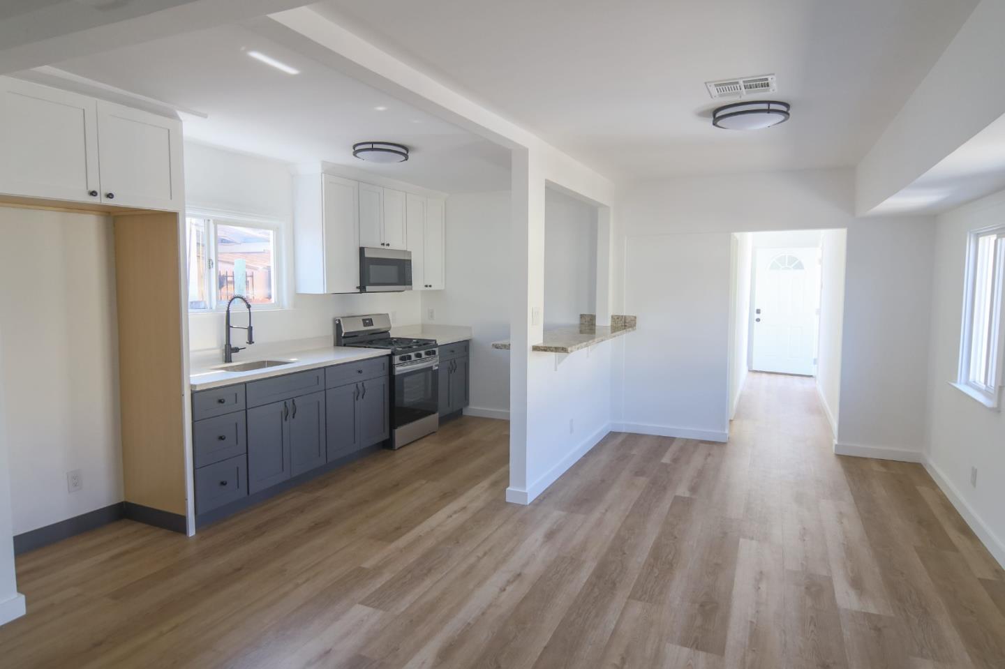 Detail Gallery Image 10 of 27 For 7114 Halliday, Oakland,  CA 94605 - 3 Beds | 1/1 Baths