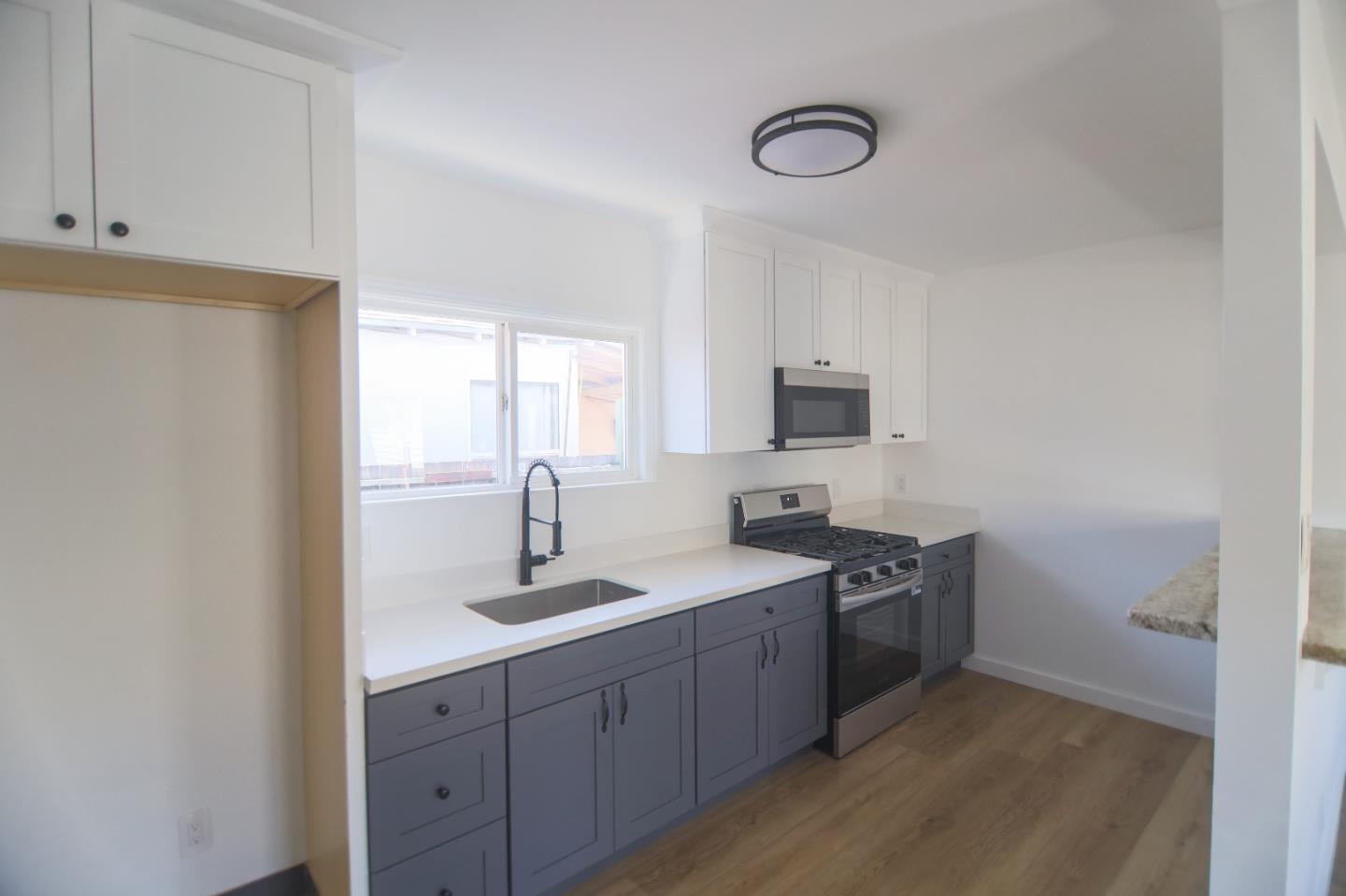 Detail Gallery Image 12 of 27 For 7114 Halliday, Oakland,  CA 94605 - 3 Beds | 1/1 Baths