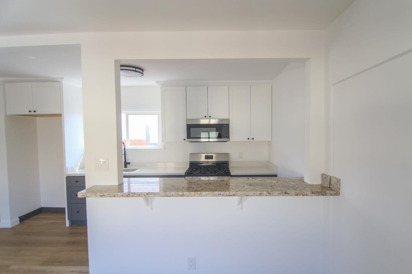 Detail Gallery Image 13 of 27 For 7114 Halliday, Oakland,  CA 94605 - 3 Beds | 1/1 Baths