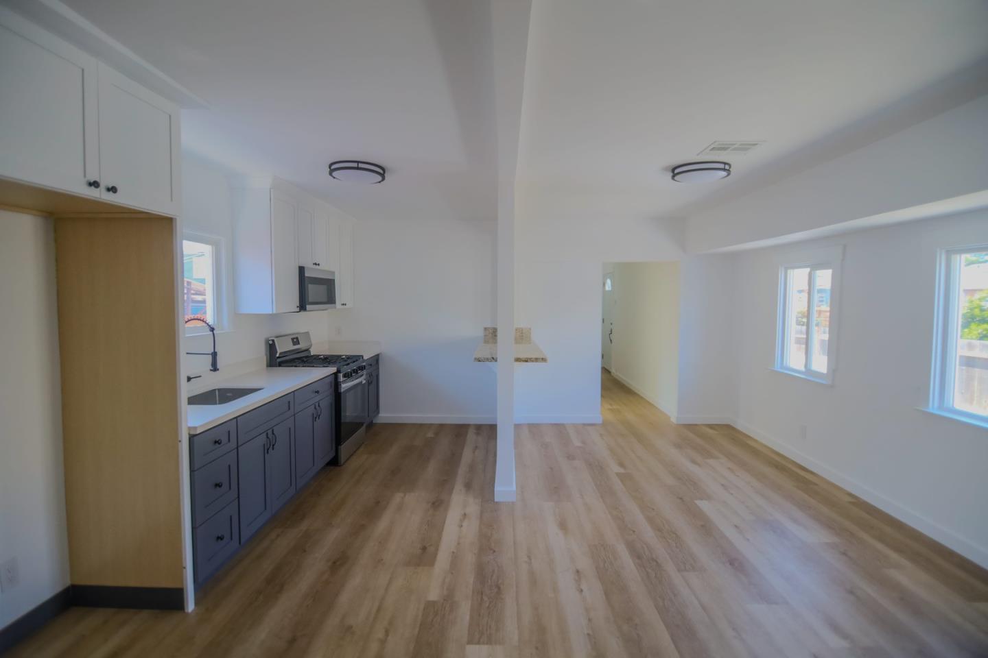 Detail Gallery Image 9 of 27 For 7114 Halliday, Oakland,  CA 94605 - 3 Beds | 1/1 Baths