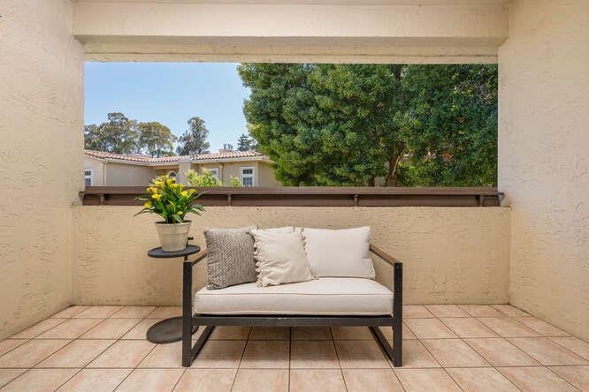 Detail Gallery Image 14 of 16 For 1515 Floribunda Ave #309,  Burlingame,  CA 94010 - 1 Beds | 1 Baths