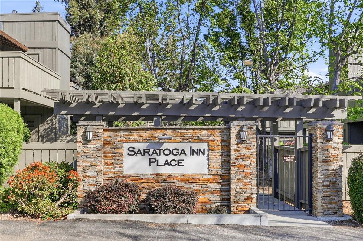 Detail Gallery Image 25 of 40 For 14347 Saratoga Ave #B,  Saratoga,  CA 95070 - 2 Beds | 2 Baths
