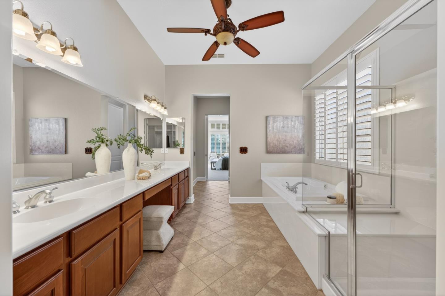 Detail Gallery Image 29 of 90 For 941 Wagon Wheel Ln, Lincoln,  CA 95648 - 3 Beds | 3/1 Baths