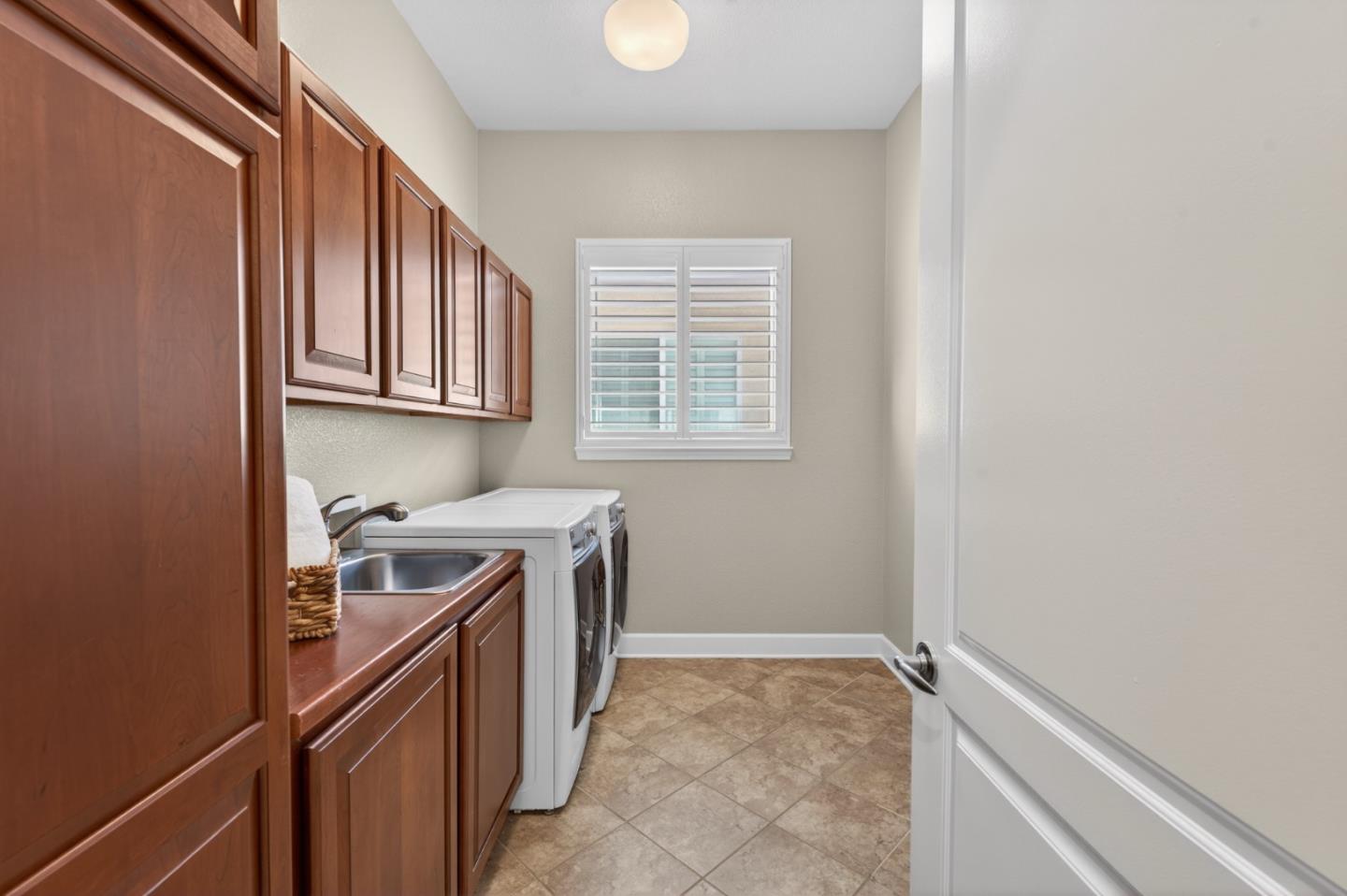 Detail Gallery Image 41 of 90 For 941 Wagon Wheel Ln, Lincoln,  CA 95648 - 3 Beds | 3/1 Baths