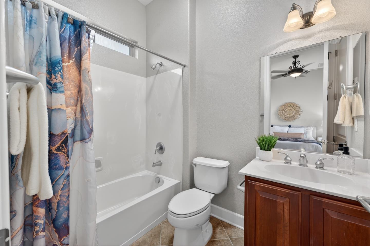 Detail Gallery Image 47 of 90 For 941 Wagon Wheel Ln, Lincoln,  CA 95648 - 3 Beds | 3/1 Baths