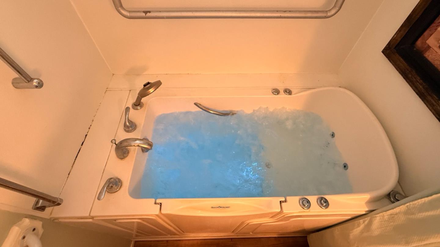 Detail Gallery Image 8 of 21 For 563 Argos Cir, Watsonville,  CA 95076 - 2 Beds | 1 Baths