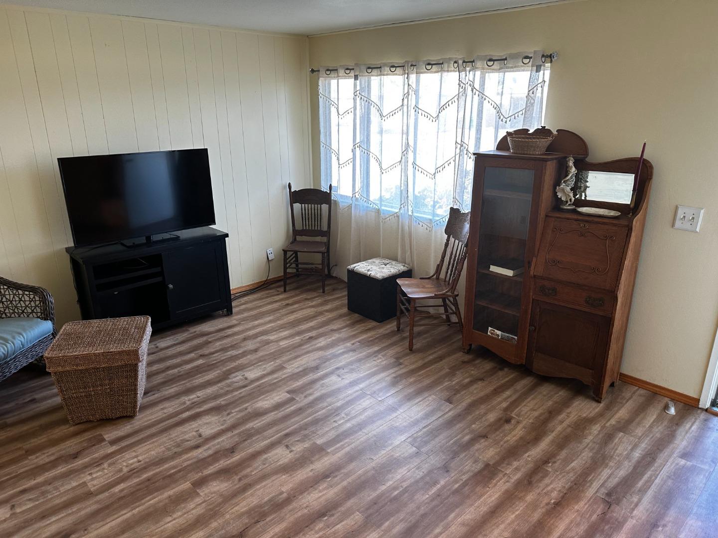 Detail Gallery Image 9 of 21 For 563 Argos Cir, Watsonville,  CA 95076 - 2 Beds | 1 Baths