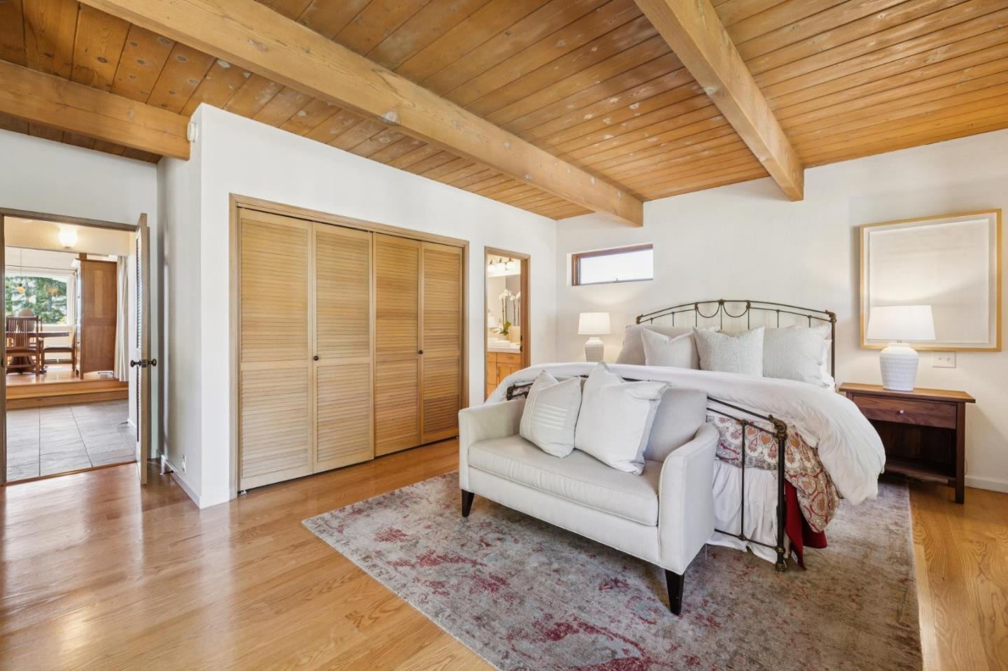 Detail Gallery Image 21 of 40 For 665 W Glen Way, Woodside,  CA 94062 - 3 Beds | 2 Baths