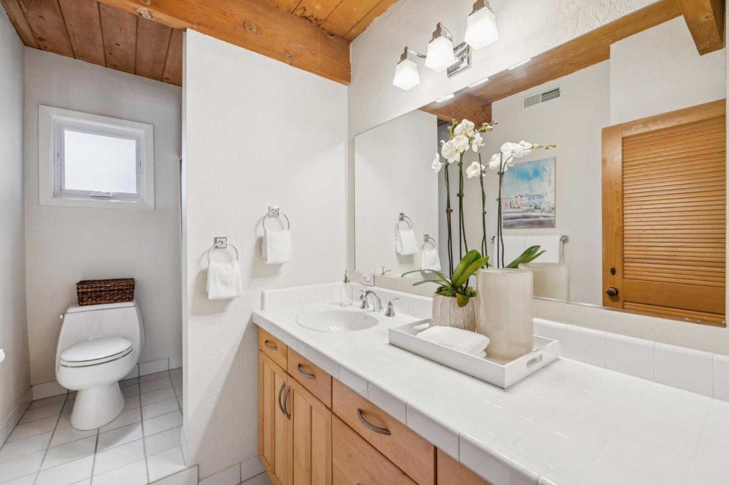 Detail Gallery Image 23 of 40 For 665 W Glen Way, Woodside,  CA 94062 - 3 Beds | 2 Baths