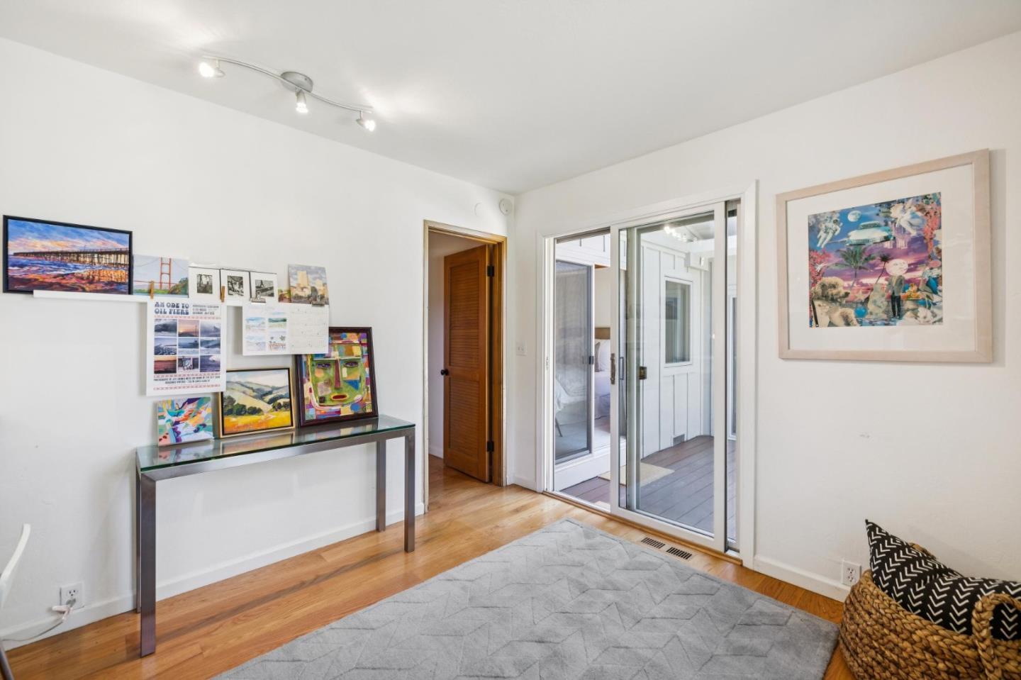 Detail Gallery Image 26 of 40 For 665 W Glen Way, Woodside,  CA 94062 - 3 Beds | 2 Baths