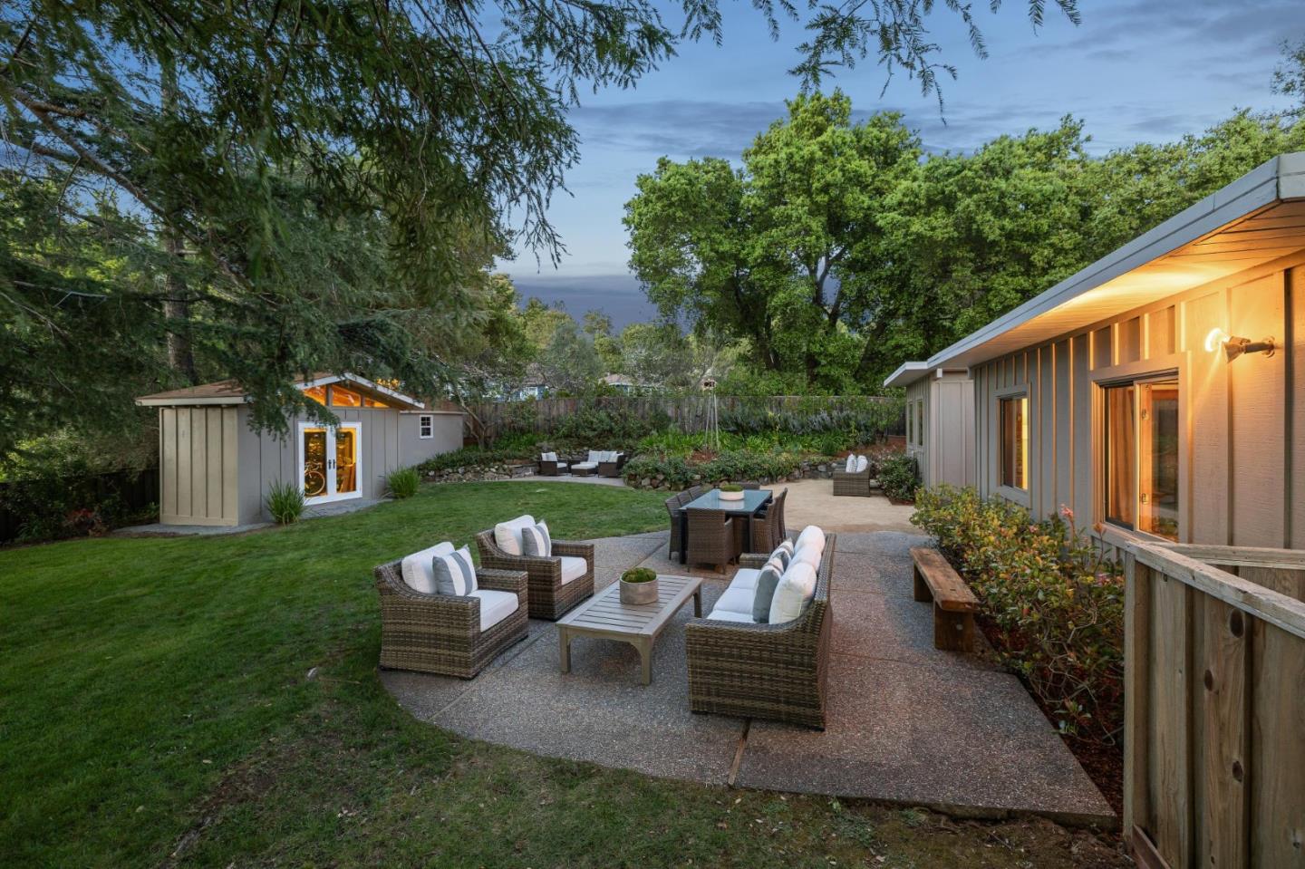 Detail Gallery Image 36 of 40 For 665 W Glen Way, Woodside,  CA 94062 - 3 Beds | 2 Baths