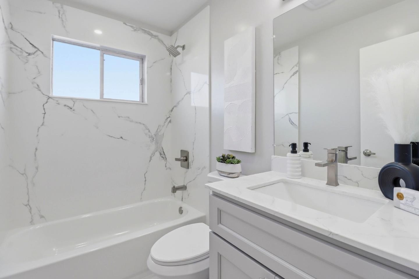 Detail Gallery Image 19 of 28 For 5717 Condor Cir, San Jose,  CA 95118 - 4 Beds | 2 Baths