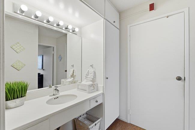Detail Gallery Image 16 of 36 For 934 Peninsula Ave #411,  San Mateo,  CA 94401 - 1 Beds | 1 Baths