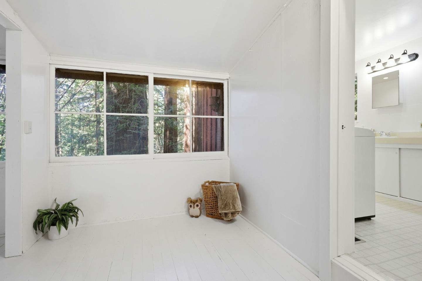 Detail Gallery Image 21 of 42 For 155 Native Sons Rd, Woodside,  CA 94062 - 1 Beds | 1 Baths