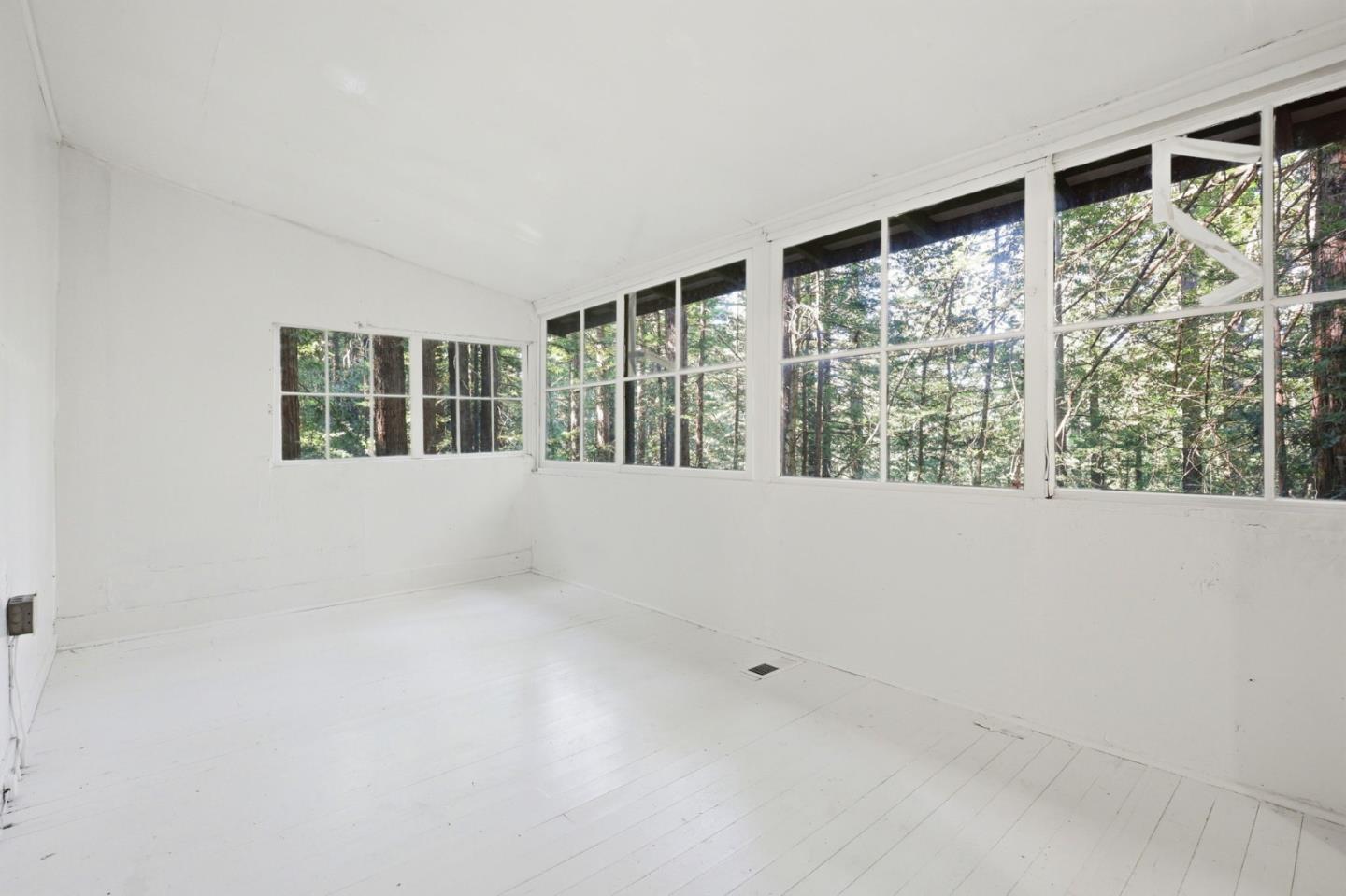 Detail Gallery Image 23 of 42 For 155 Native Sons Rd, Woodside,  CA 94062 - 1 Beds | 1 Baths