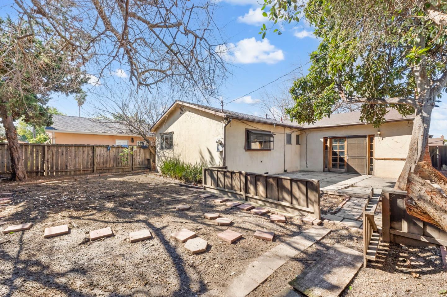 Detail Gallery Image 3 of 33 For 2736 Twin Oaks Ln, San Jose,  CA 95127 - 3 Beds | 2 Baths