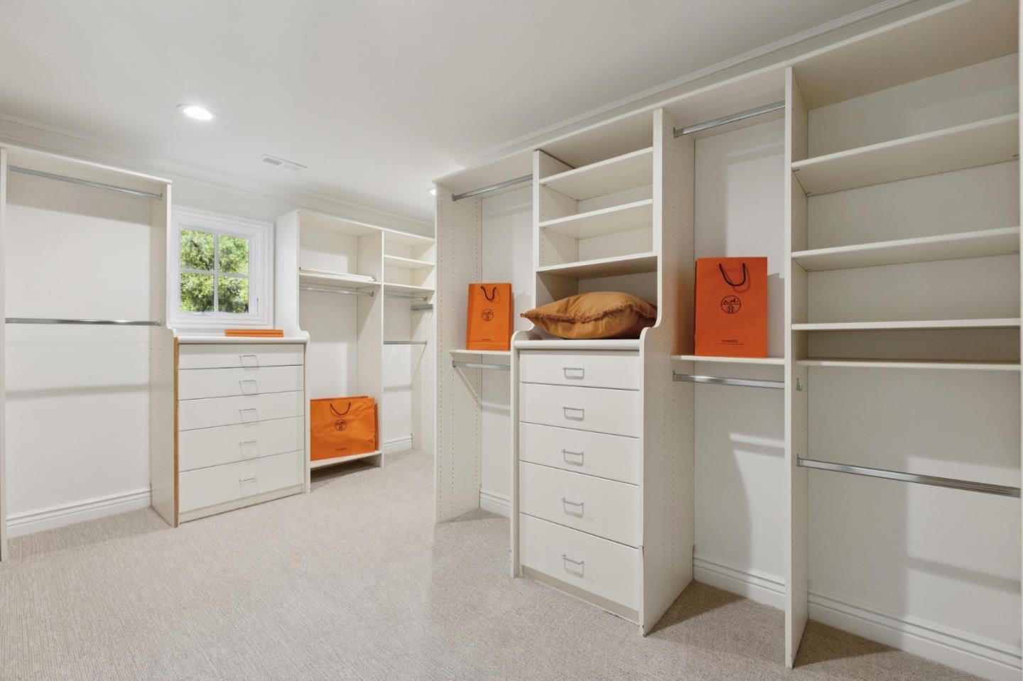 Detail Gallery Image 22 of 46 For 13999 Alta Vista Ave, Saratoga,  CA 95070 - 6 Beds | 5/1 Baths