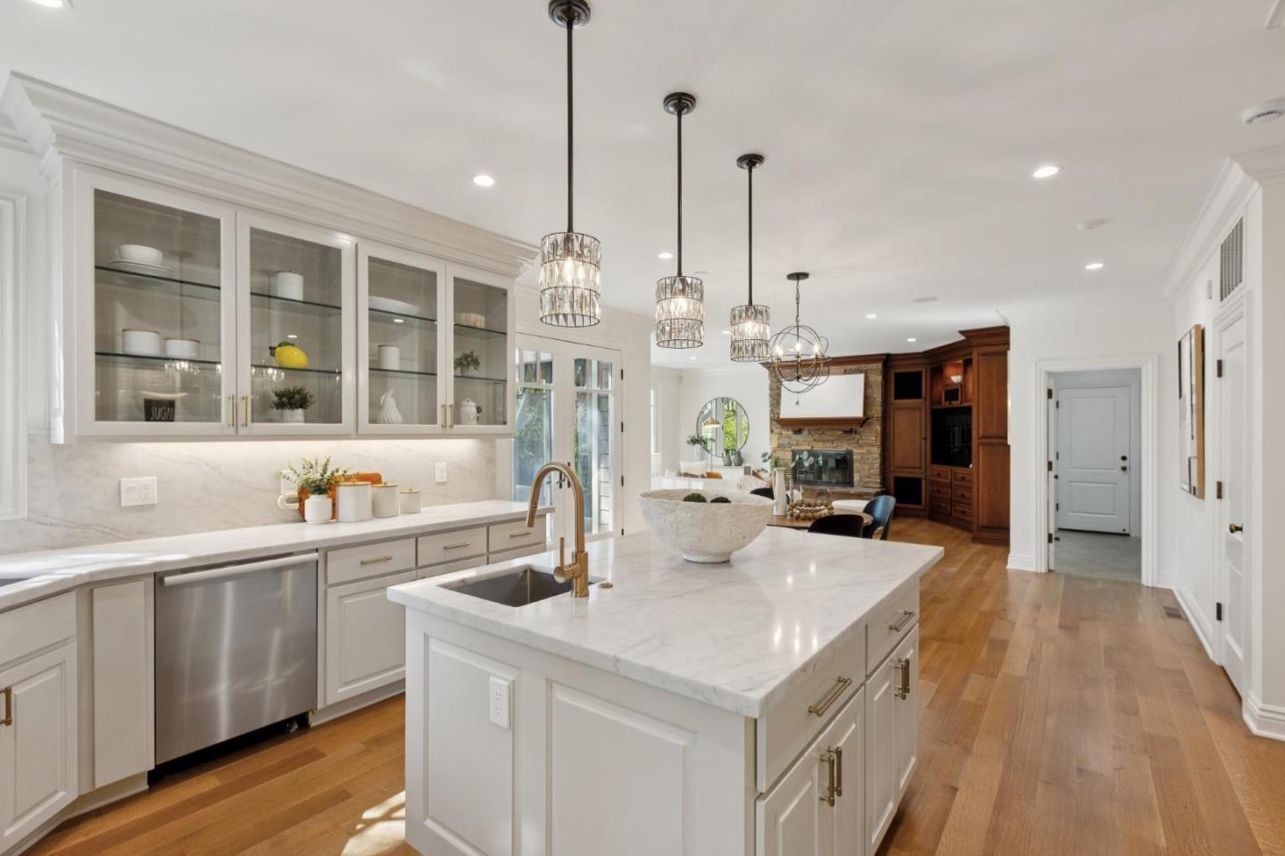 Detail Gallery Image 9 of 46 For 13999 Alta Vista Ave, Saratoga,  CA 95070 - 6 Beds | 5/1 Baths