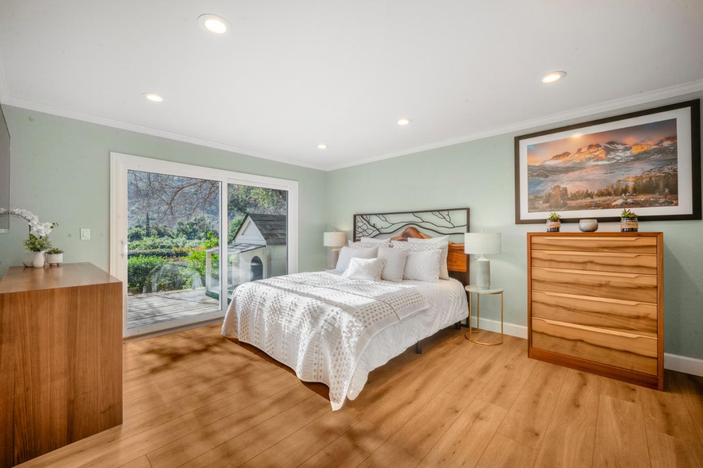 Detail Gallery Image 15 of 49 For 12170 Calle Uvas, Gilroy,  CA 95020 - 4 Beds | 2/1 Baths