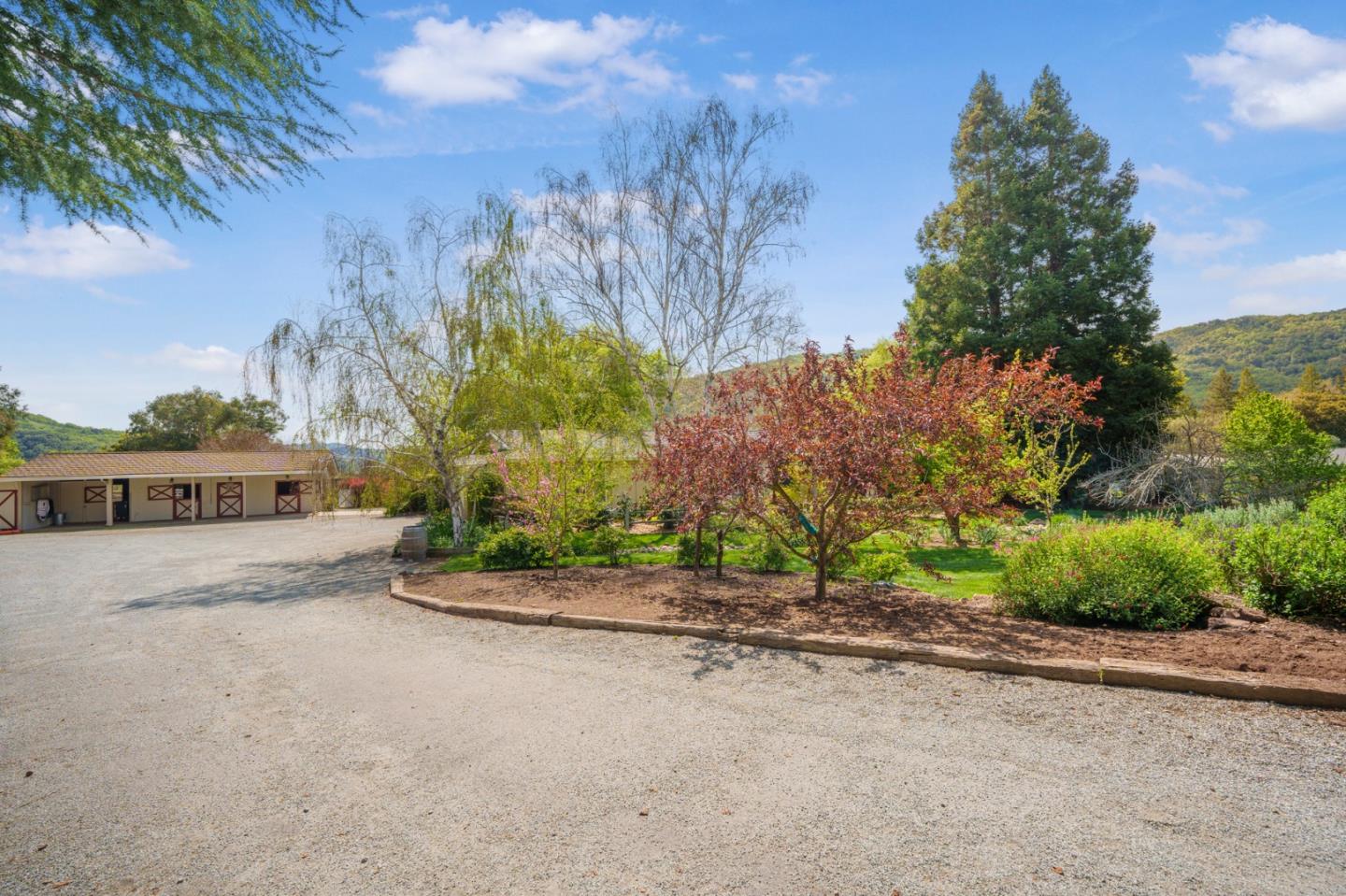 Detail Gallery Image 24 of 49 For 12170 Calle Uvas, Gilroy,  CA 95020 - 4 Beds | 2/1 Baths