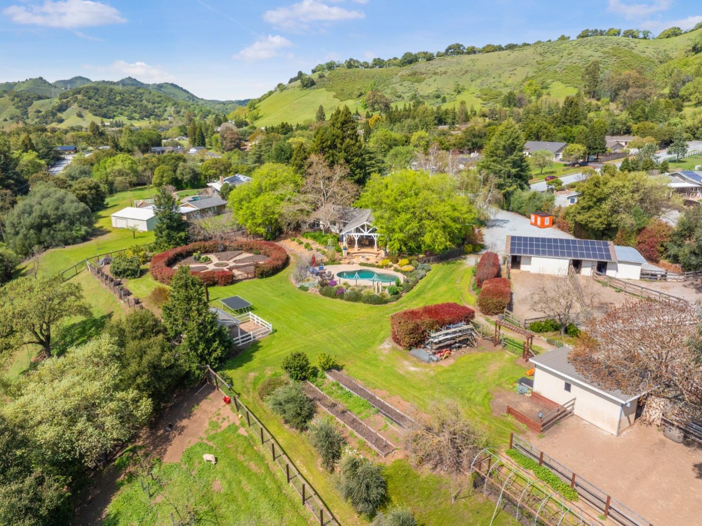 Detail Gallery Image 41 of 49 For 12170 Calle Uvas, Gilroy,  CA 95020 - 4 Beds | 2/1 Baths