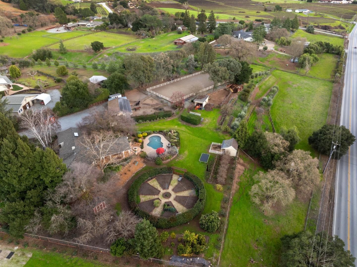 Detail Gallery Image 44 of 49 For 12170 Calle Uvas, Gilroy,  CA 95020 - 4 Beds | 2/1 Baths