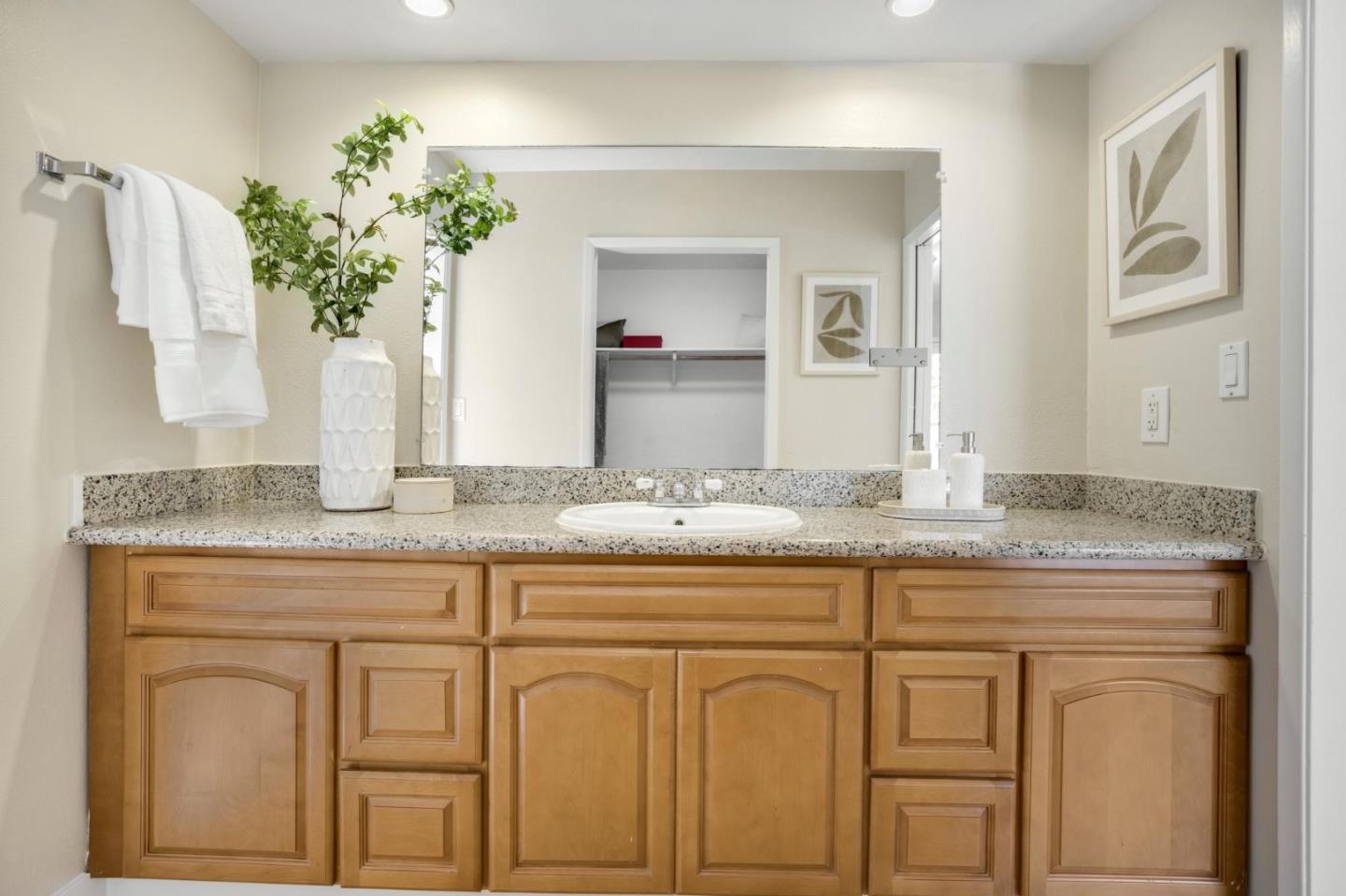 Detail Gallery Image 14 of 34 For 13367 Kahala Ct, Saratoga,  CA 95070 - 4 Beds | 3 Baths