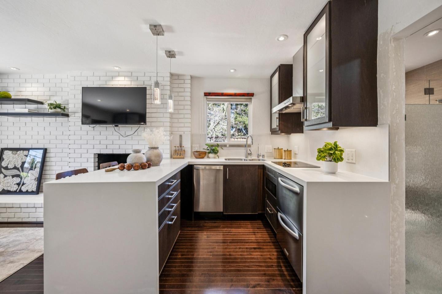 Detail Gallery Image 24 of 34 For 13367 Kahala Ct, Saratoga,  CA 95070 - 4 Beds | 3 Baths