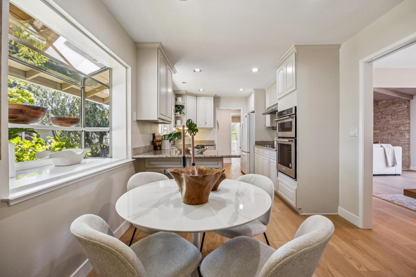 Detail Gallery Image 9 of 34 For 13367 Kahala Ct, Saratoga,  CA 95070 - 4 Beds | 3 Baths