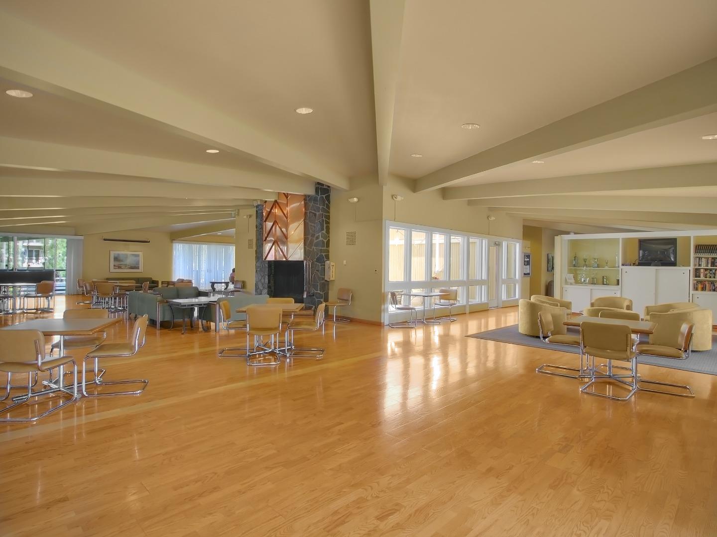 Detail Gallery Image 22 of 31 For 819 N Humboldt St #407,  San Mateo,  CA 94401 - 1 Beds | 1 Baths