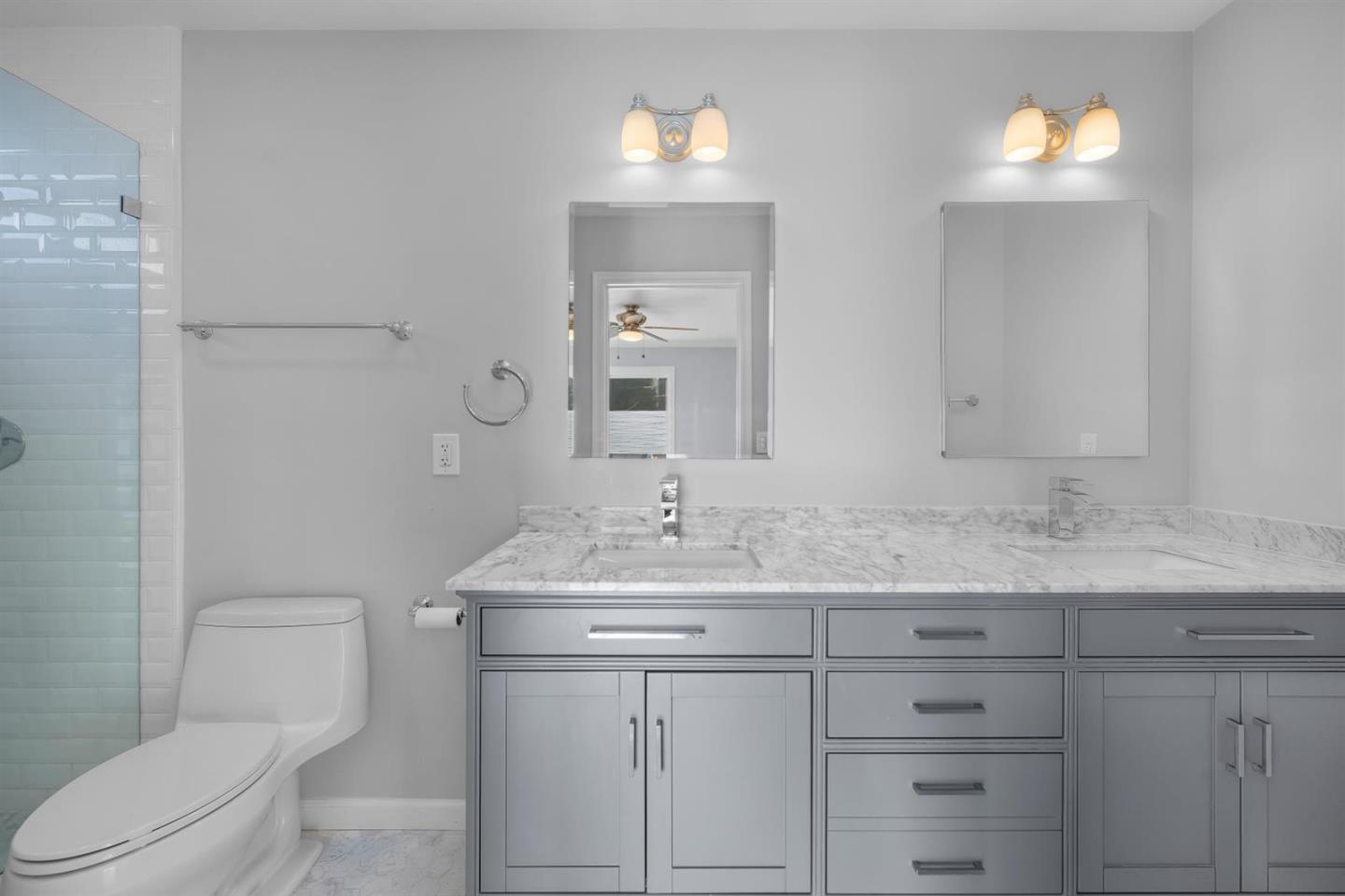 Detail Gallery Image 25 of 59 For 619 Beryl St, Redondo Beach,  CA 90277 - 4 Beds | 3 Baths