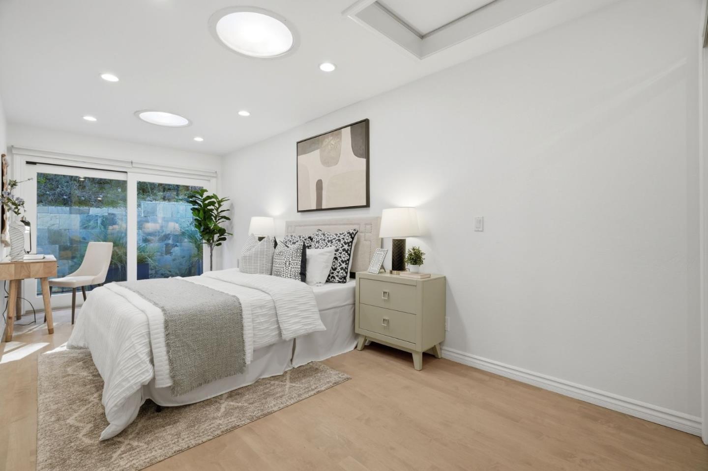 Detail Gallery Image 17 of 27 For 215 Vista De Sierra, Los Gatos,  CA 95030 - 5 Beds | 3 Baths