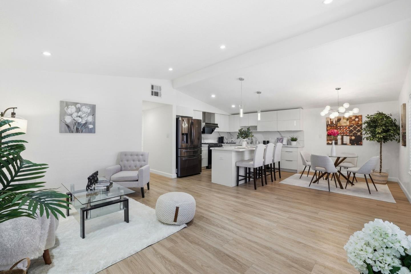 Detail Gallery Image 7 of 45 For 1800 Seaview Dr, San Jose,  CA 95122 - 5 Beds | 3 Baths