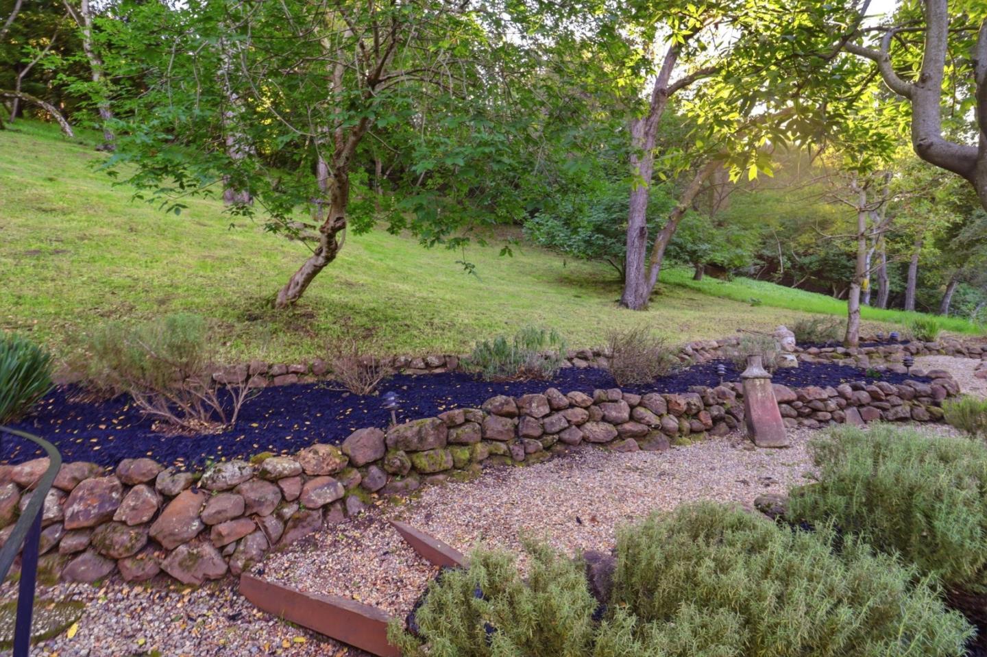 Detail Gallery Image 44 of 64 For 1831 Cordilleras Rd, Redwood City,  CA 94062 - 3 Beds | 3 Baths