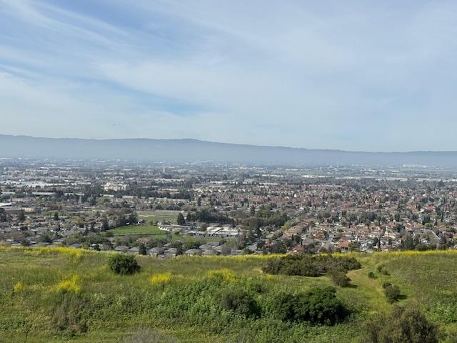 Detail Gallery Image 3 of 52 For 2118 Old Calaveras Rd, Milpitas,  CA 95035 - 6 Beds | 2 Baths