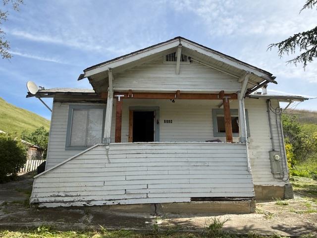 Detail Gallery Image 6 of 52 For 2118 Old Calaveras Rd, Milpitas,  CA 95035 - 6 Beds | 2 Baths