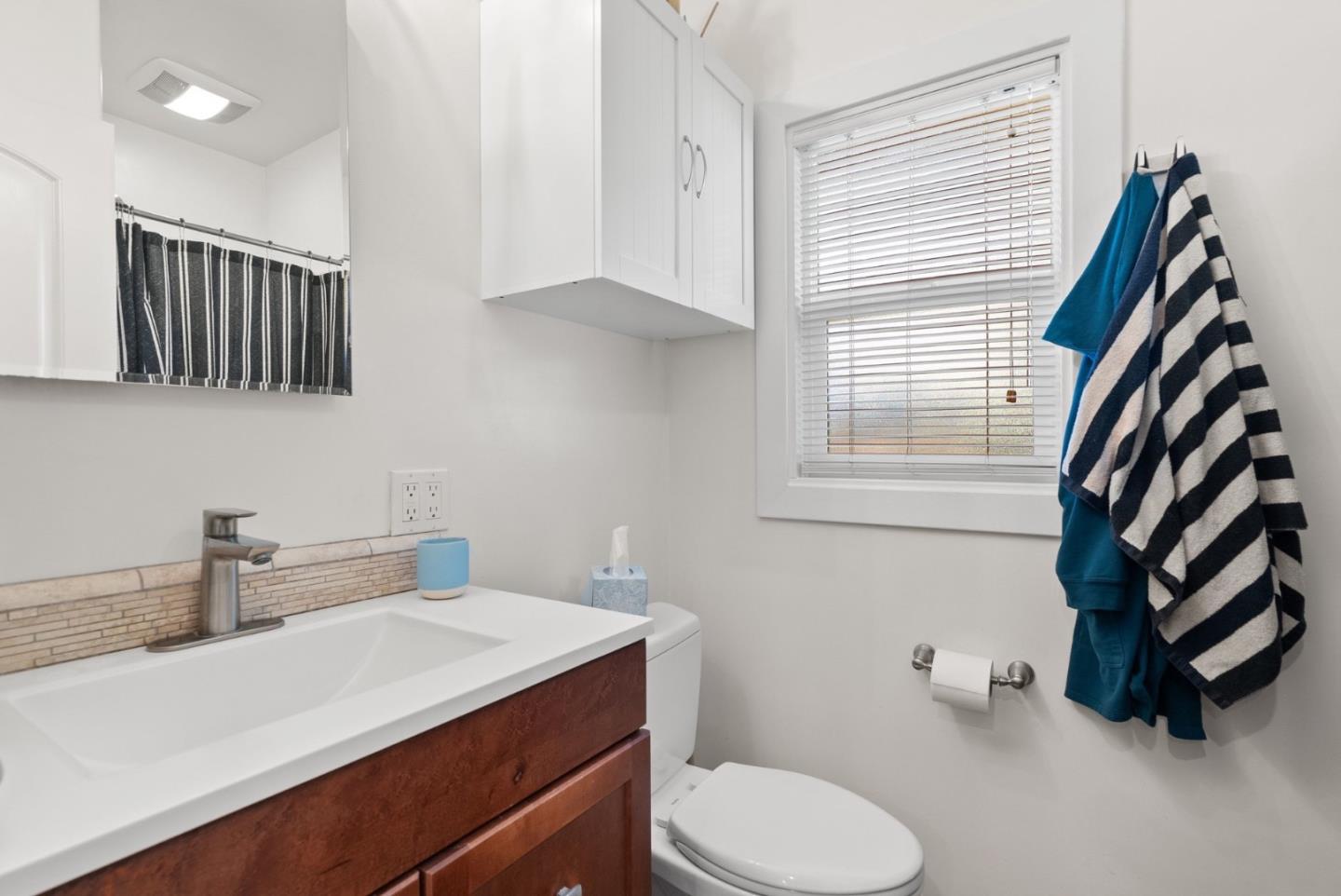 Detail Gallery Image 62 of 176 For 420 Capitola Road Ext, Santa Cruz,  CA 95062 - – Beds | – Baths