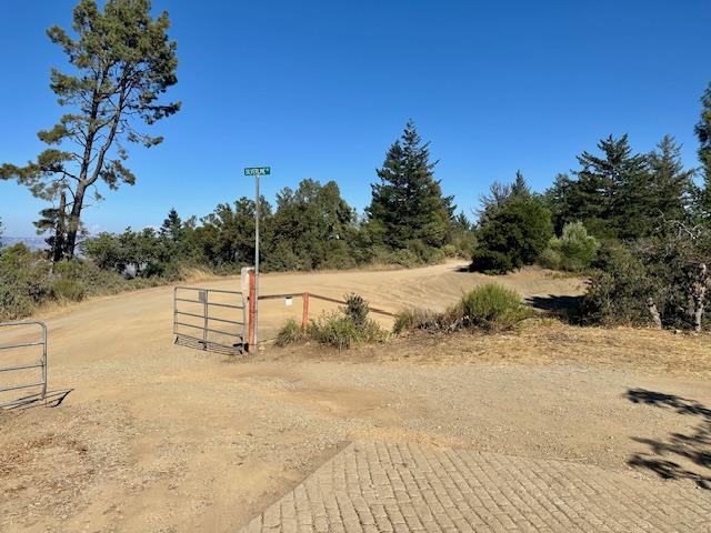 Detail Gallery Image 13 of 33 For 105 Silverline Rd, Los Gatos,  CA 95033 - – Beds | – Baths