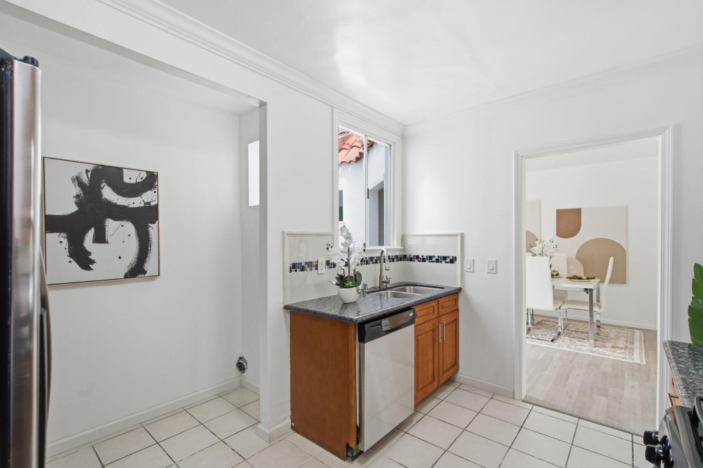 Detail Gallery Image 12 of 42 For 152 W Moltke St, Daly City,  CA 94014 - 3 Beds | 2 Baths