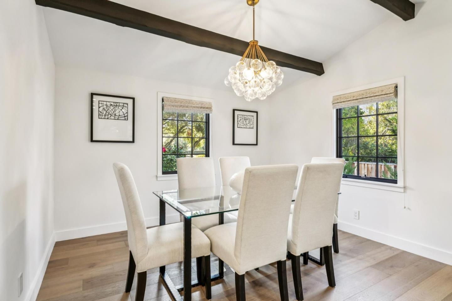 Detail Gallery Image 16 of 43 For 2030 Sand Hill Rd, Menlo Park,  CA 94025 - 3 Beds | 2/1 Baths