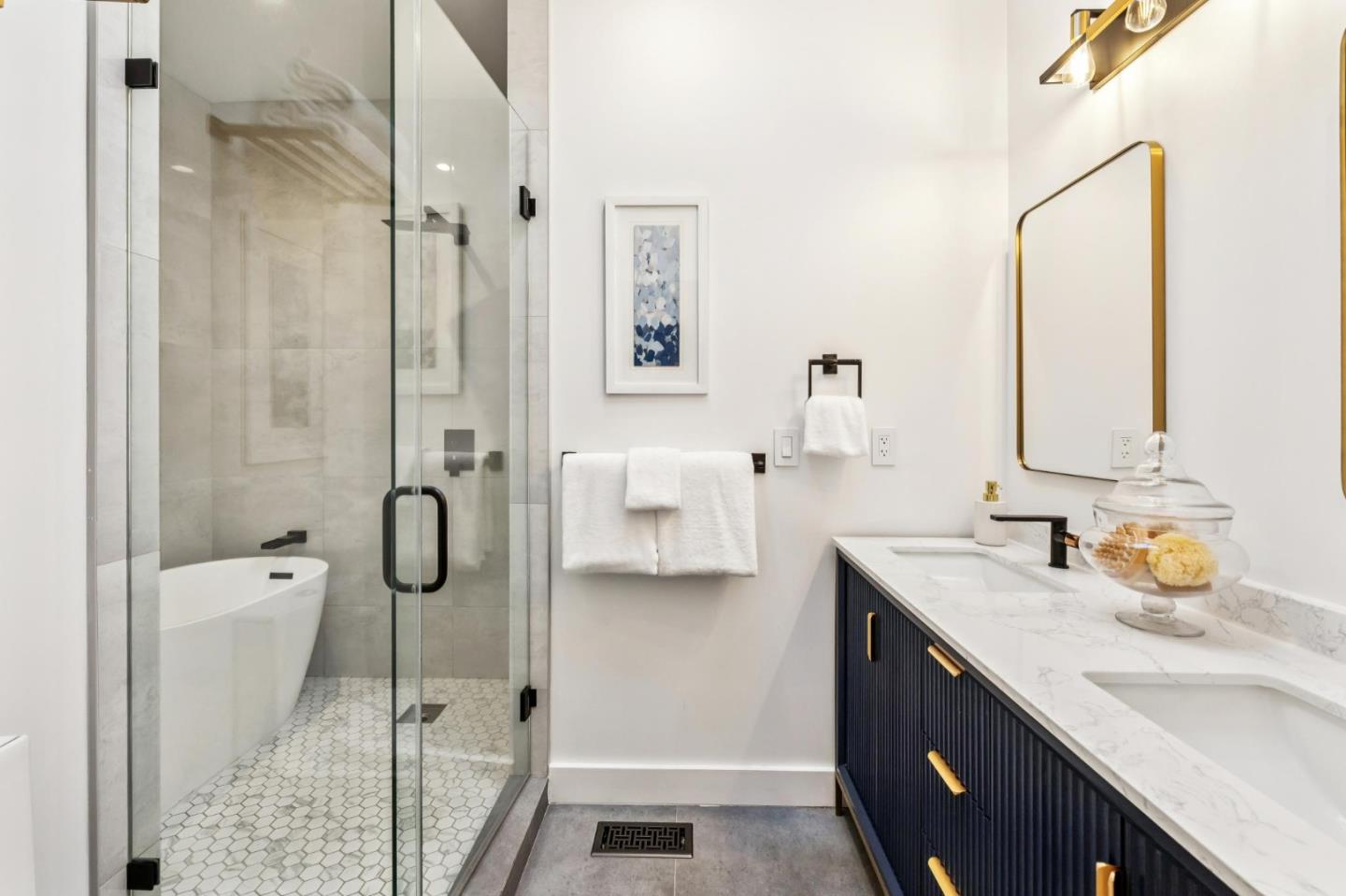 Detail Gallery Image 21 of 43 For 2030 Sand Hill Rd, Menlo Park,  CA 94025 - 3 Beds | 2/1 Baths