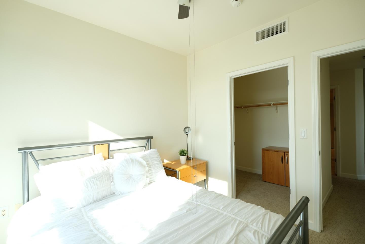 Detail Gallery Image 10 of 13 For 423 7th St #901,  Oakland,  CA 94607 - 1 Beds | 1 Baths