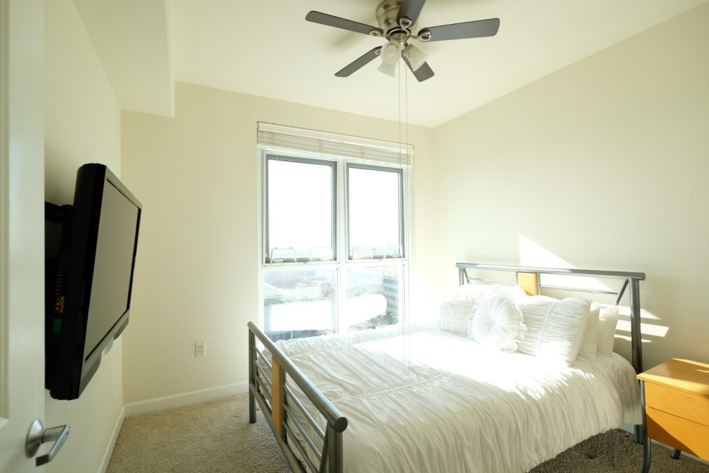 Detail Gallery Image 9 of 13 For 423 7th St #901,  Oakland,  CA 94607 - 1 Beds | 1 Baths