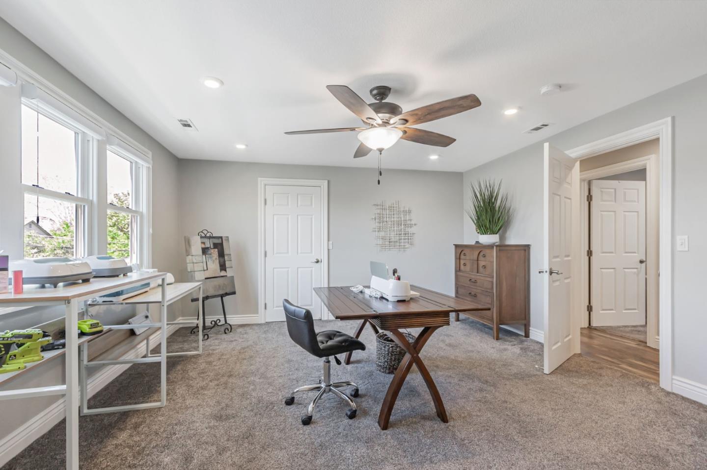 Detail Gallery Image 29 of 47 For Address Not Disclosed, San Jose,  CA 95126 - 4 Beds | 3 Baths