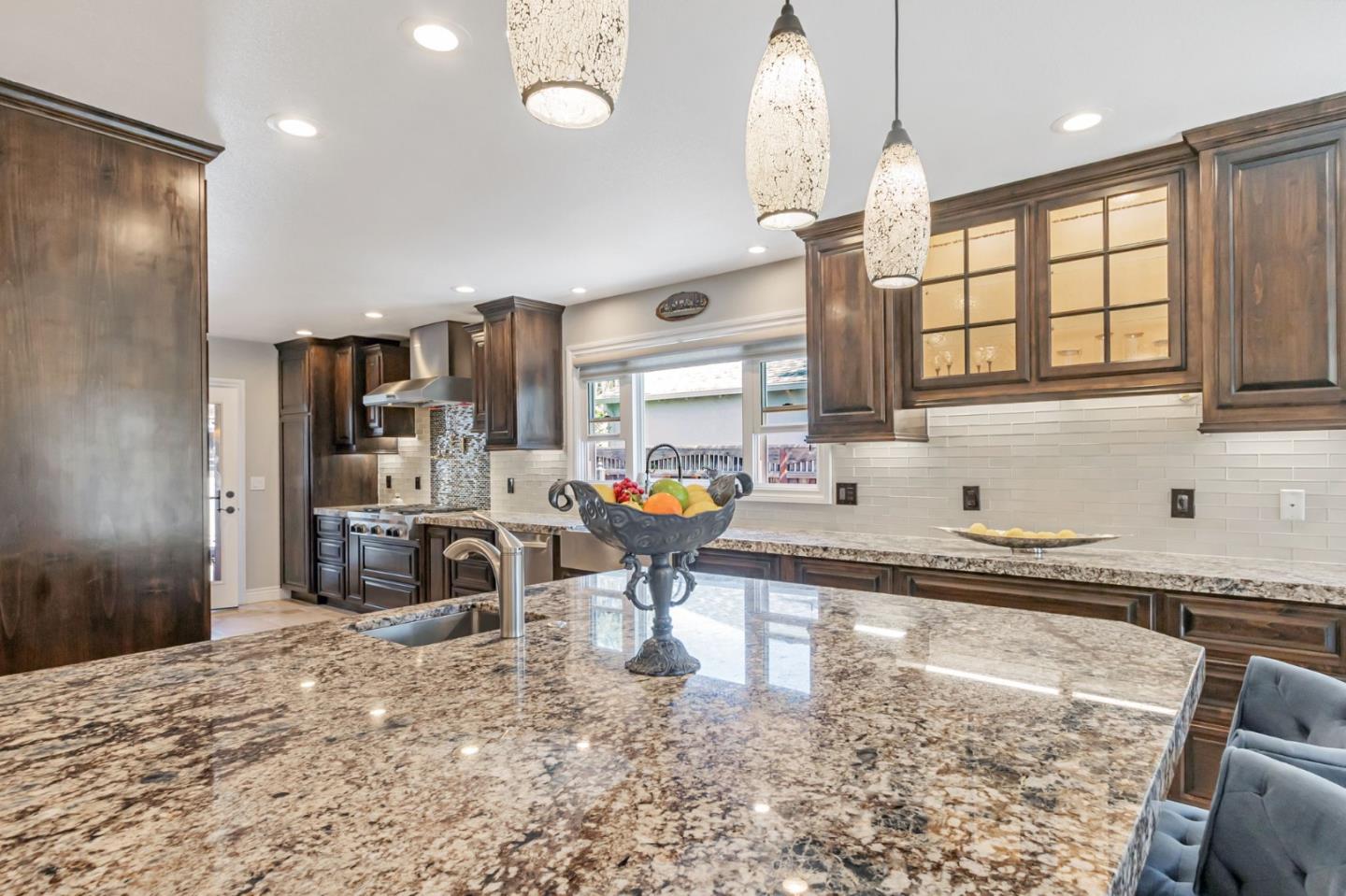 Detail Gallery Image 9 of 47 For Address Not Disclosed, San Jose,  CA 95126 - 4 Beds | 3 Baths