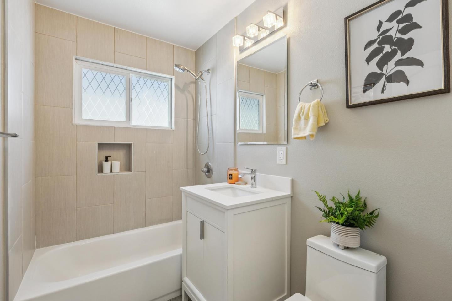 Detail Gallery Image 19 of 35 For 1779 Foxworthy Ave, San Jose,  CA 95124 - 3 Beds | 3 Baths