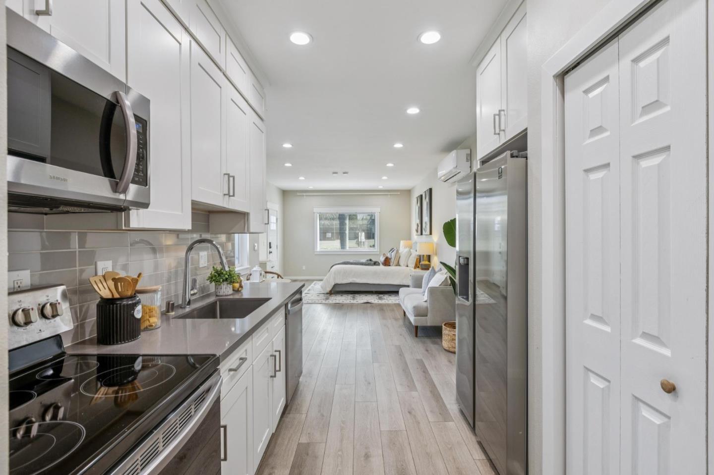 Detail Gallery Image 33 of 35 For 1779 Foxworthy Ave, San Jose,  CA 95124 - 3 Beds | 3 Baths