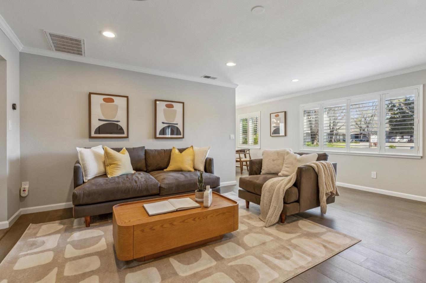 Detail Gallery Image 9 of 35 For 1779 Foxworthy Ave, San Jose,  CA 95124 - 3 Beds | 3 Baths