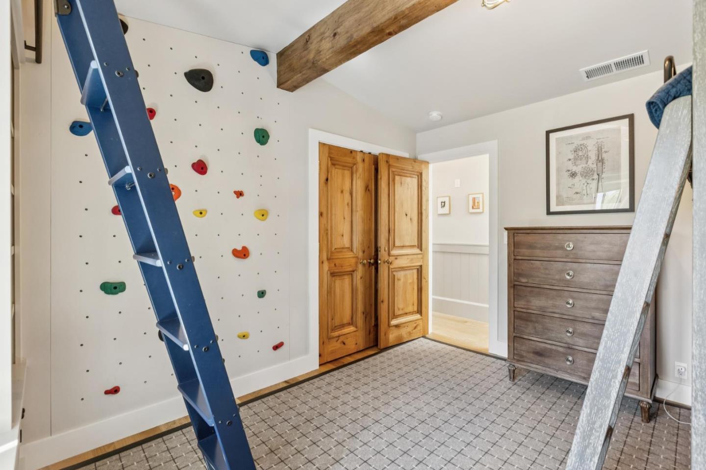 Detail Gallery Image 29 of 53 For 21842 via Regina, Saratoga,  CA 95070 - 5 Beds | 4/1 Baths